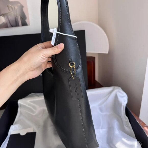 Coach Brooklyn Shoulder Bag 28 – black NWT with Dust Bag - Picture 3 of 3